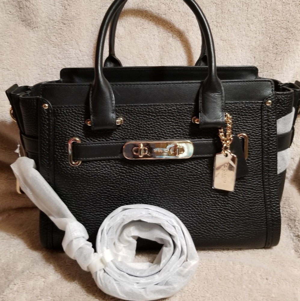 NWT Coach Swagger 27